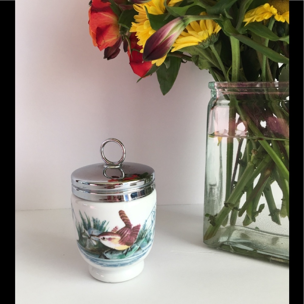 💜 Royal Worcester King Size Egg Cup 💜